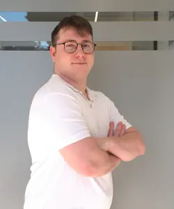 Pablo Edson Vicente, técnico experto en revisión y valoración de automóviles en Álava